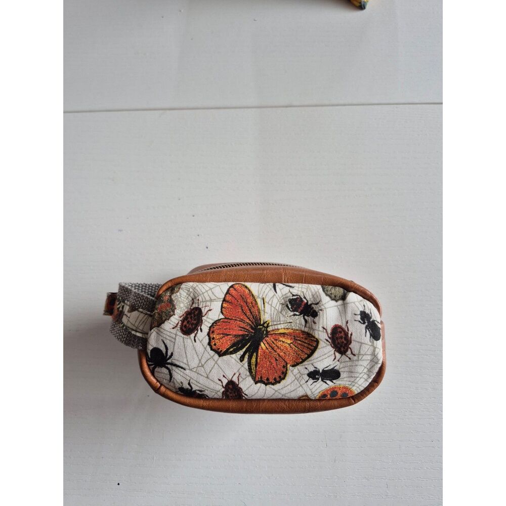 Spooky Spider and Butterfly Mini Keychain Pouch for Bags and Keys - Picture 3 of 6